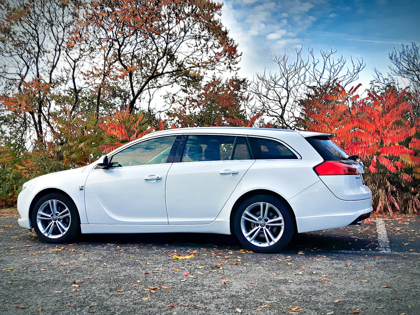 OPEL INSIGNIA