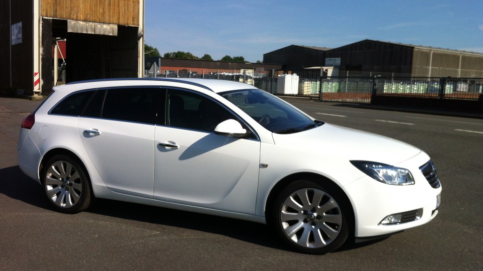 Insignia (Opel Insignia - Sports Tourer)